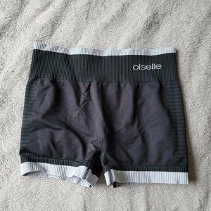 Oiselle Seamless Racer Shorts